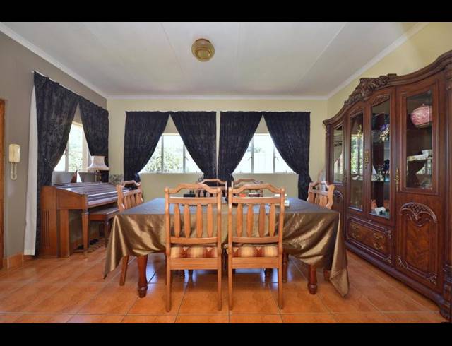 4 BEDROOM HOUSE FOR SALE IN FISHERS HILL